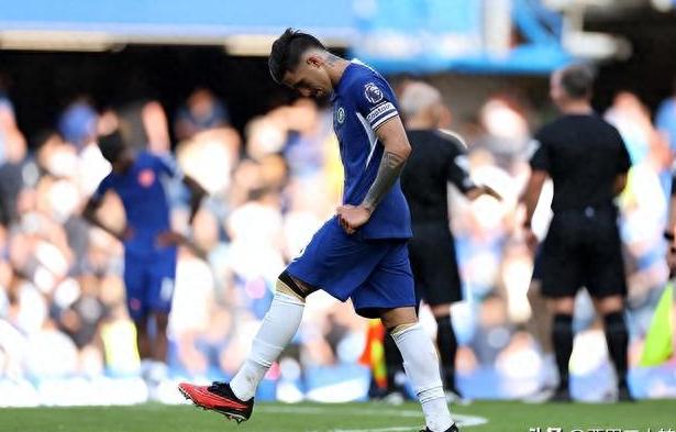 阿斯顿维拉发布备战花絮，关键时刻单刀错失，欧篮联任务艰巨，心理建设被强调(阿斯顿维拉vs曼彻斯特联)