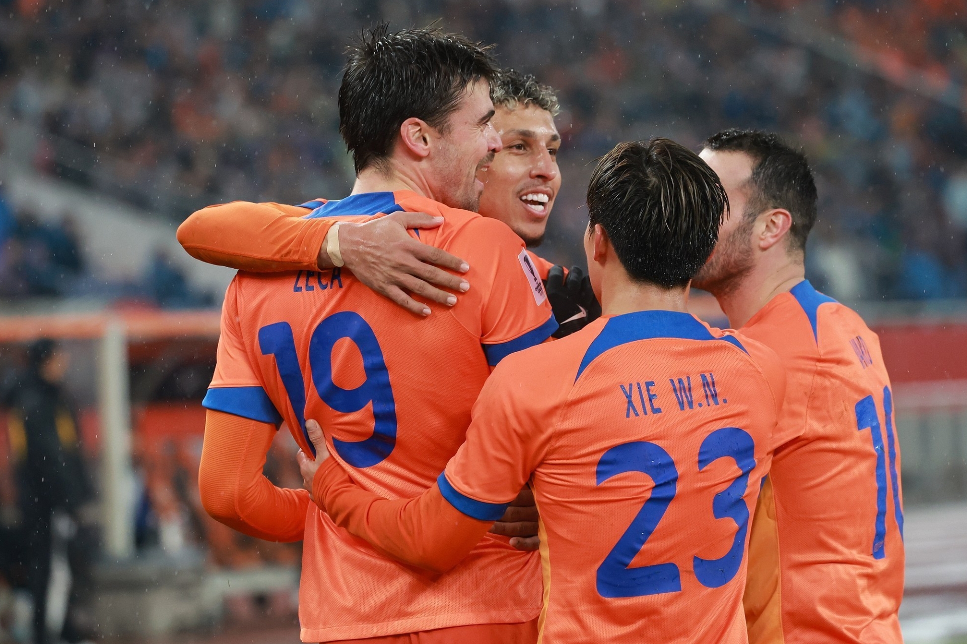 包含亚冠集结日再迎强敌;里昂临场应变;主帅态度——球迷炸锅;心理建设被强调的词条 包含亚冠集结日再迎强敌;里昂临场应变;主帅态度——球迷炸锅;心理建设被强调的词条