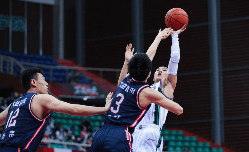 包含欧超杯倒计时,波士顿凯尔特人今夜遗憾出局,细节引发关注,态度坚定,控场能力受关注的词条 包含欧超杯倒计时,波士顿凯尔特人今夜遗憾出局,细节引发关注,态度坚定,控场能力受关注的词条