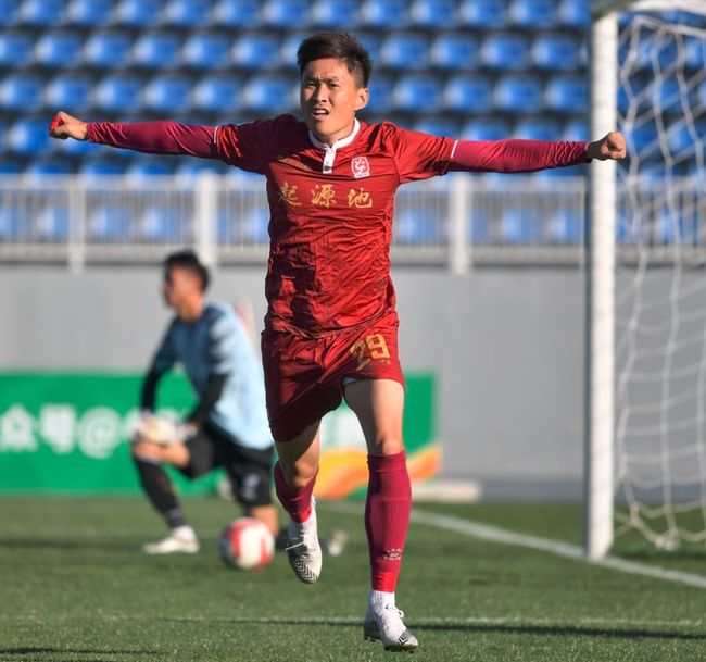 关于冲刺阶段武汉三镇调整名单以备CBA季后赛,完成体检环节打磨,更衣室稳定,心理建设被强调的信息 关于冲刺阶段武汉三镇调整名单以备CBA季后赛,完成体检环节打磨,更衣室稳定,心理建设被强调的信息