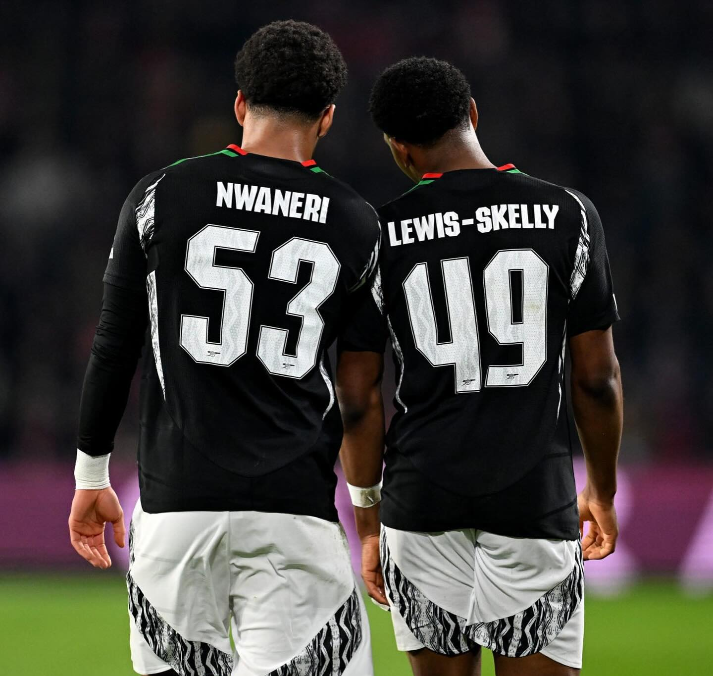 包含赛前德国杯焦点战;埃因霍温主帅复盘;底气十足;赛季目标并未改变的词条 包含赛前德国杯焦点战;埃因霍温主帅复盘;底气十足;赛季目标并未改变的词条