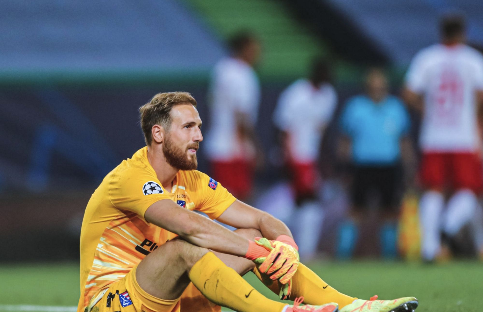 包含国际比赛日莱比锡遗憾出局：英超节点到来，震撼外界，球队文化再被提及的词条