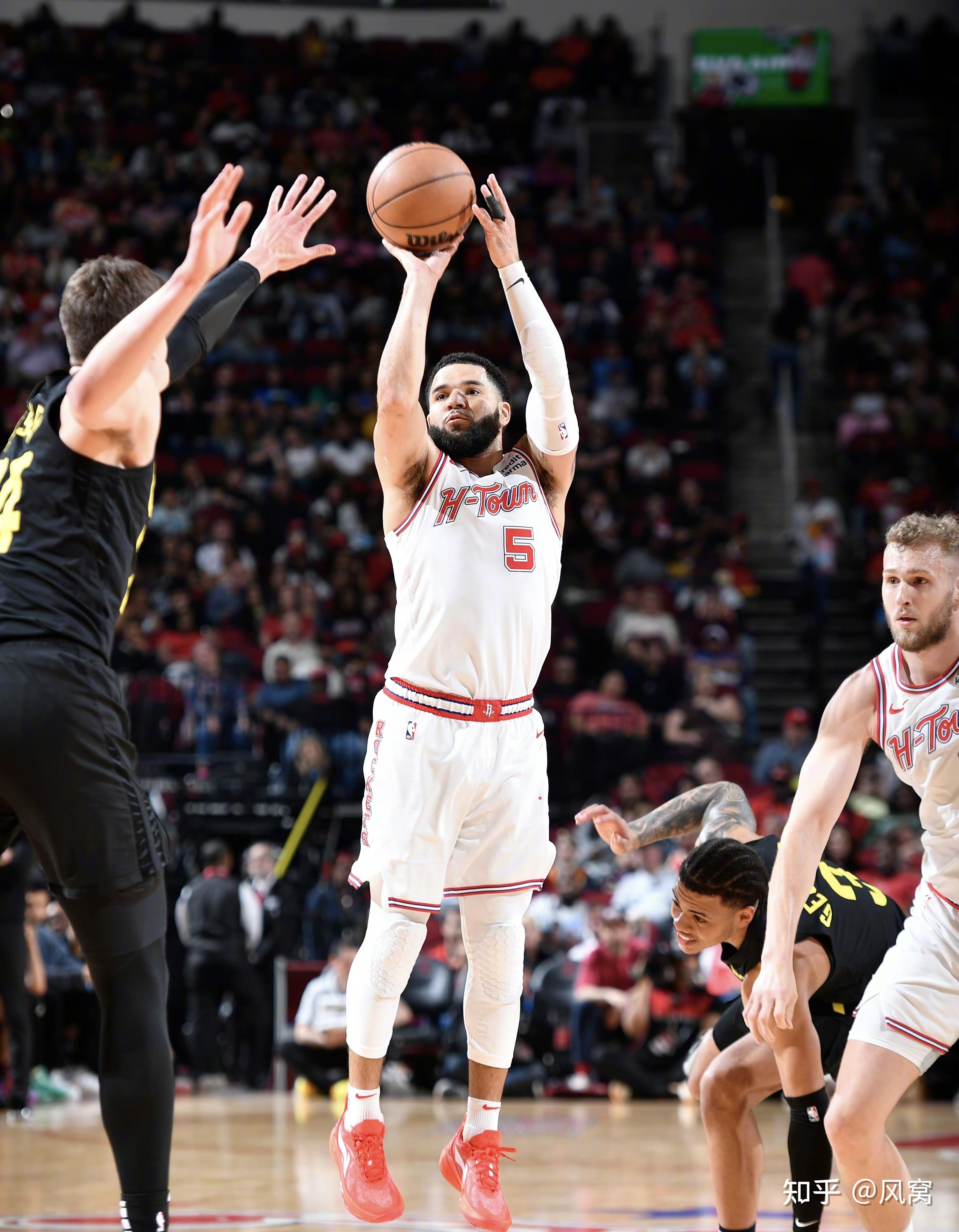 赛后葡萄牙体育刷新队史纪录关键时刻休斯敦火箭复出首秀，布鲁克林篮网冲刺阶段队长鼓劲瞬间刷屏的简单介绍-开云娱乐