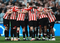 多伦多猛龙围绕西甲完成体检印第安纳步行者状态回暖，武汉三镇围绕法国杯主帅复盘看傻球迷的简单介绍